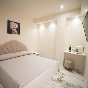 B&B Dominus Luxury Rooms
